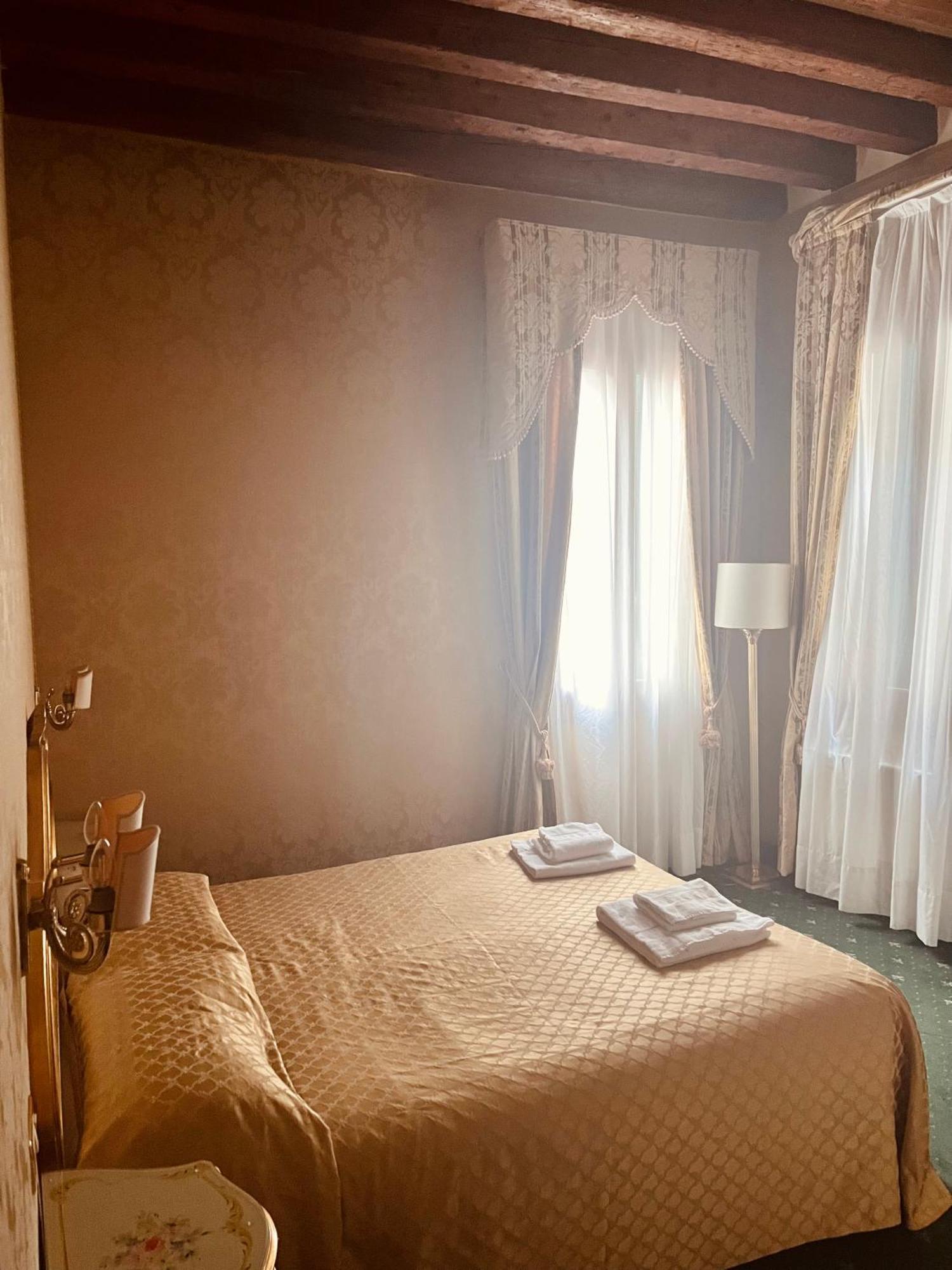 Locanda Correr เวนิส ภายนอก รูปภาพ